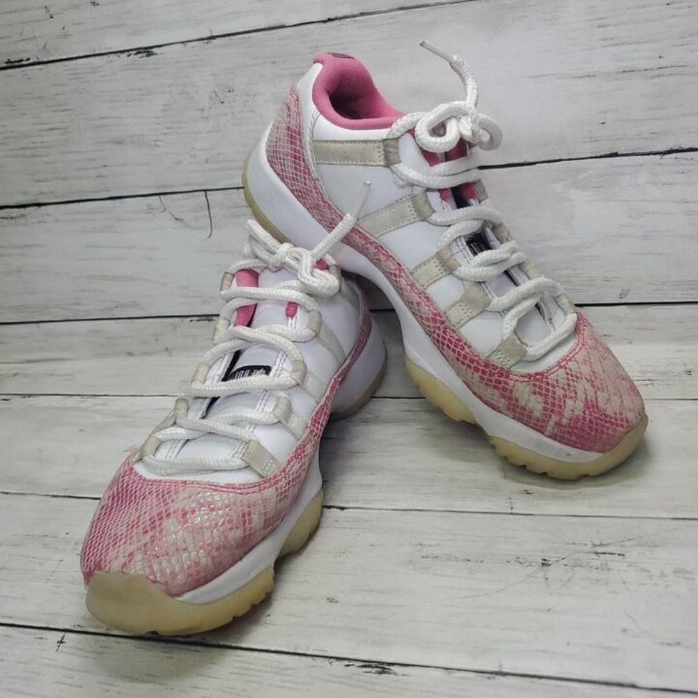 Nike Air Jordan 11 Pink Snakeskin Retro Low Womens Shoe AH7860-106 Sz 7